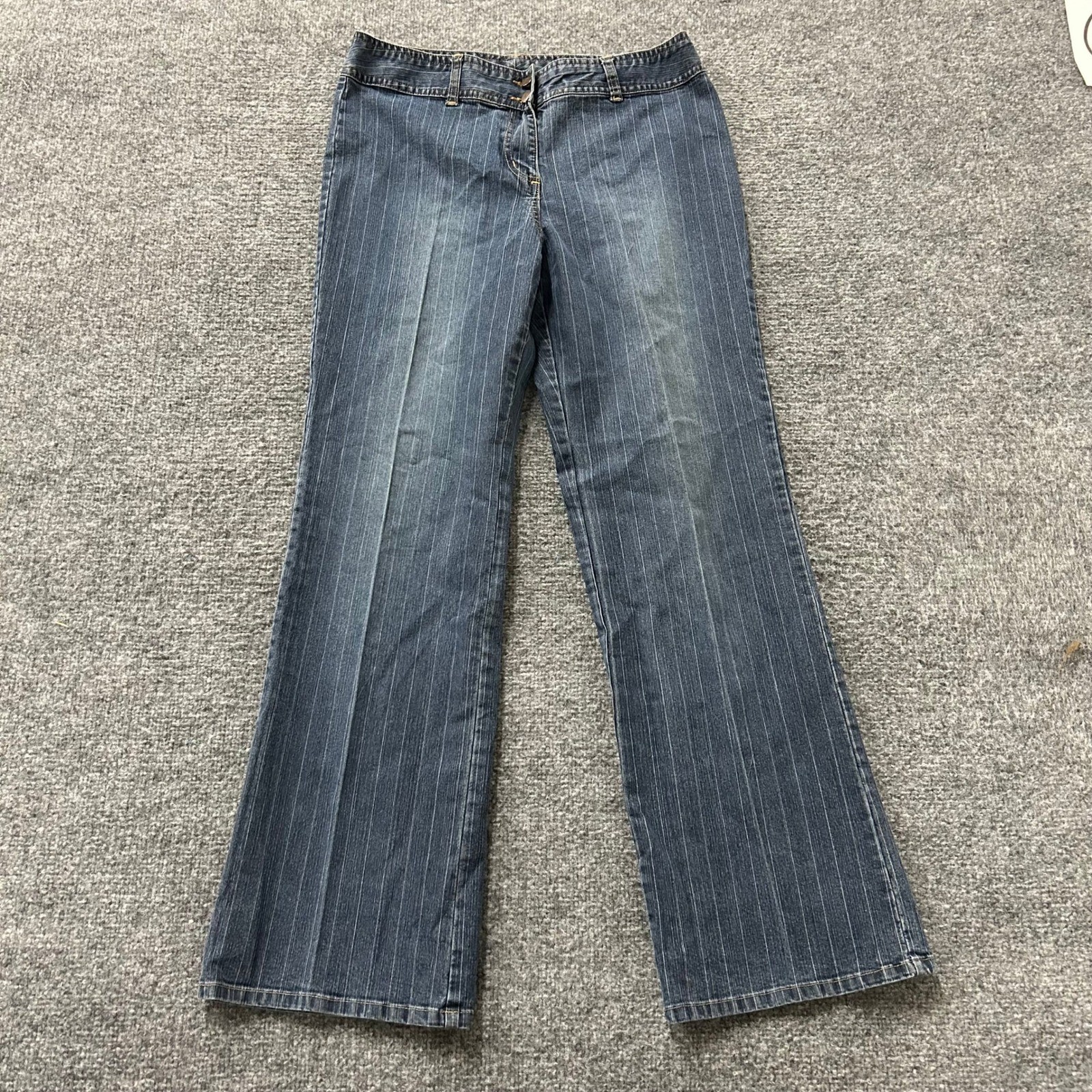 Style&Co Jeans Womens Size8 Blue Pinstripe Bootcut Stretch Denim Casual Trousers