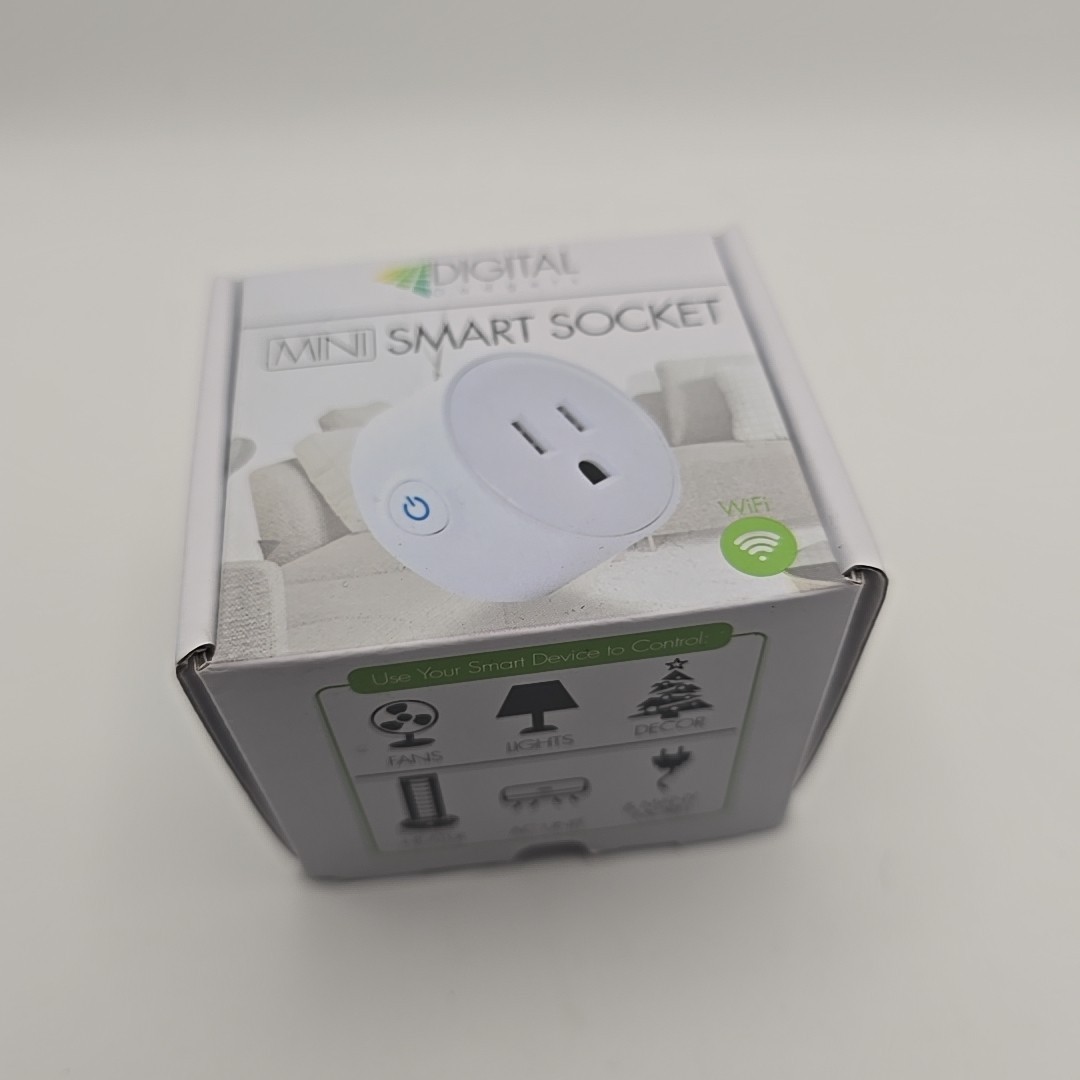 Digital Gadgets Wi-Fi Mini Smart Socket Plug DHSPLG1-R White NIB NEW