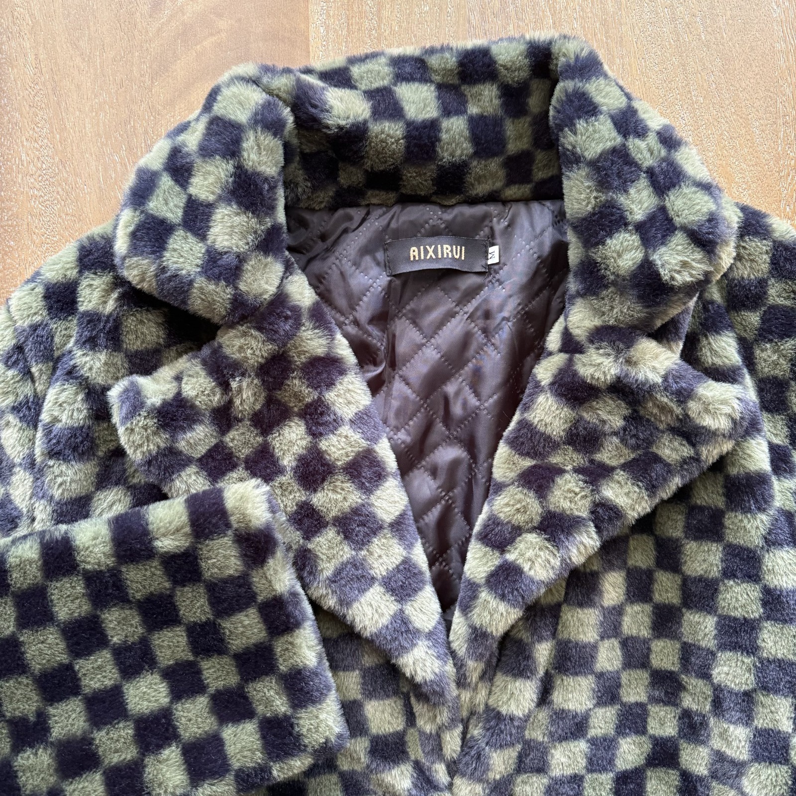 Aixirui Faux Fur 2 Tone Checkered Fashion Trendy Long Coat 100% Acrylic Lined M