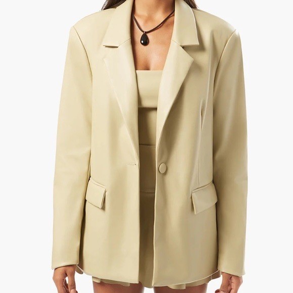 WeWoreWhat women Faux Leather Blazer Jacket XS NWOT Beige Trendy Fashion Preppy