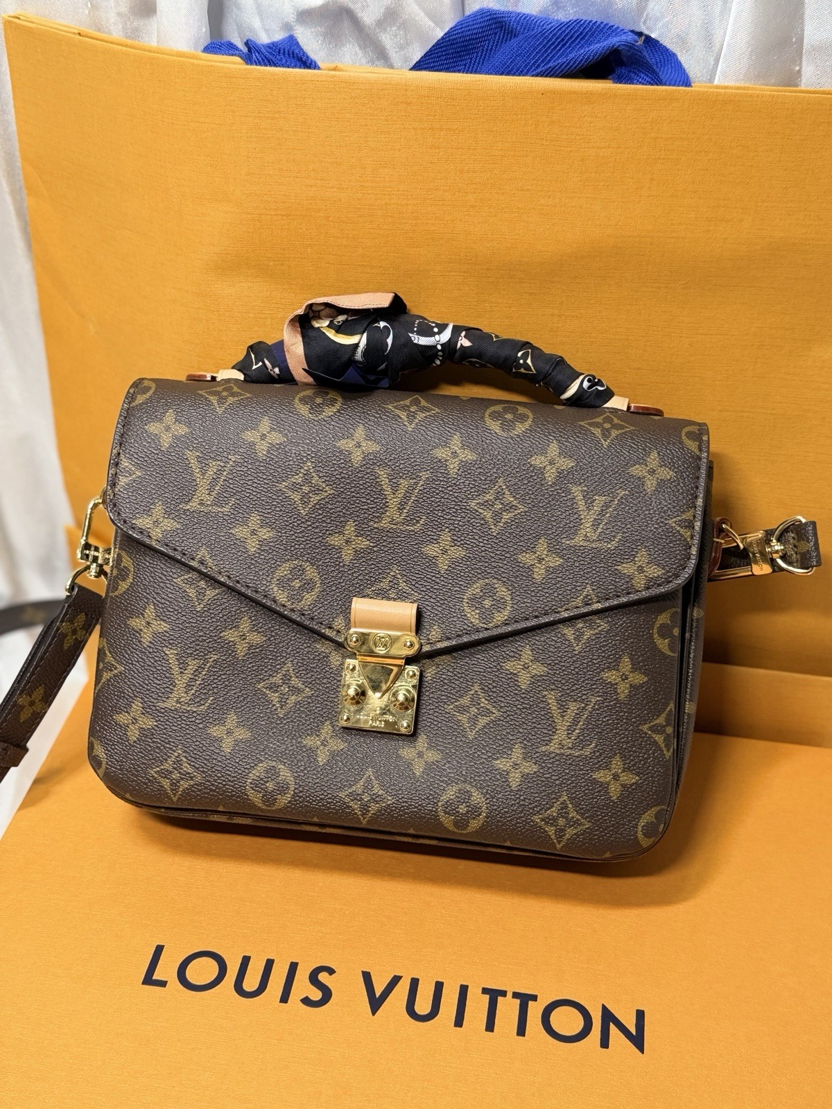 Louis Vuitton Metis Pochette Monogram Leather Shoulder Bag Satchel Purse Handbag