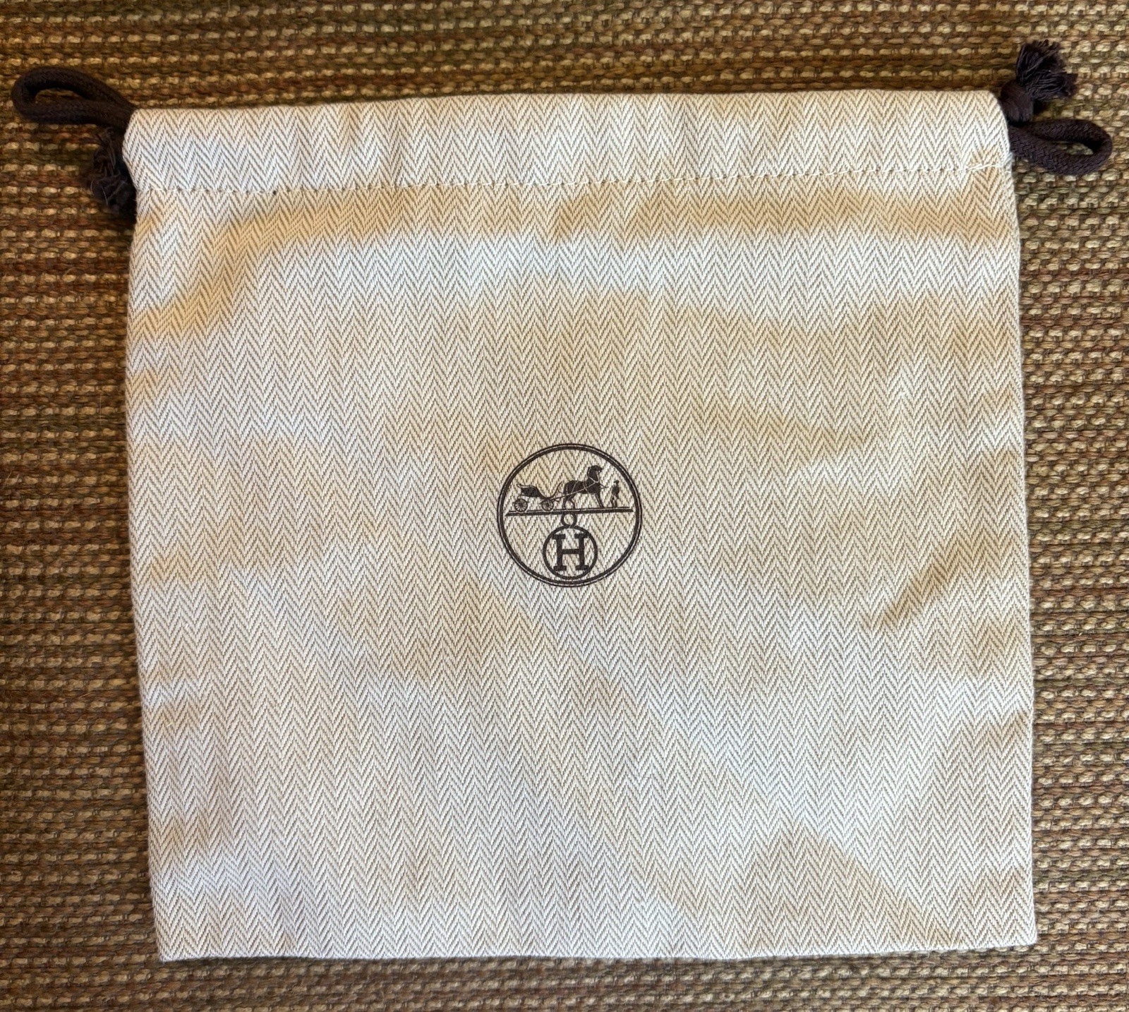 HERMÈS Authentic Luxury/Designer Dust Bag (8 in x 8 in)- NEW