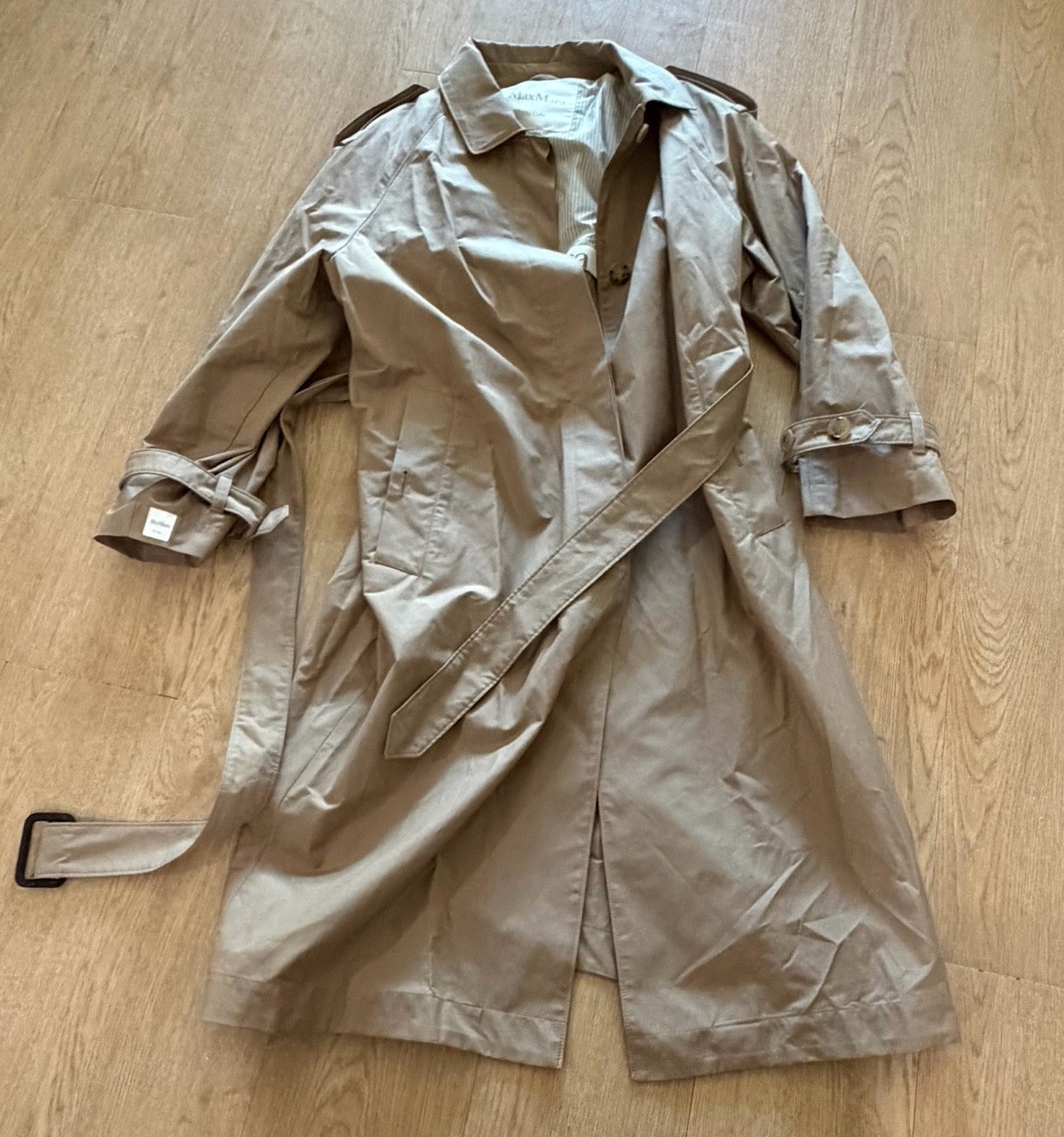 Timeless Quiet Luxury max mara belted trench raincoat women Size 8US/42IT
