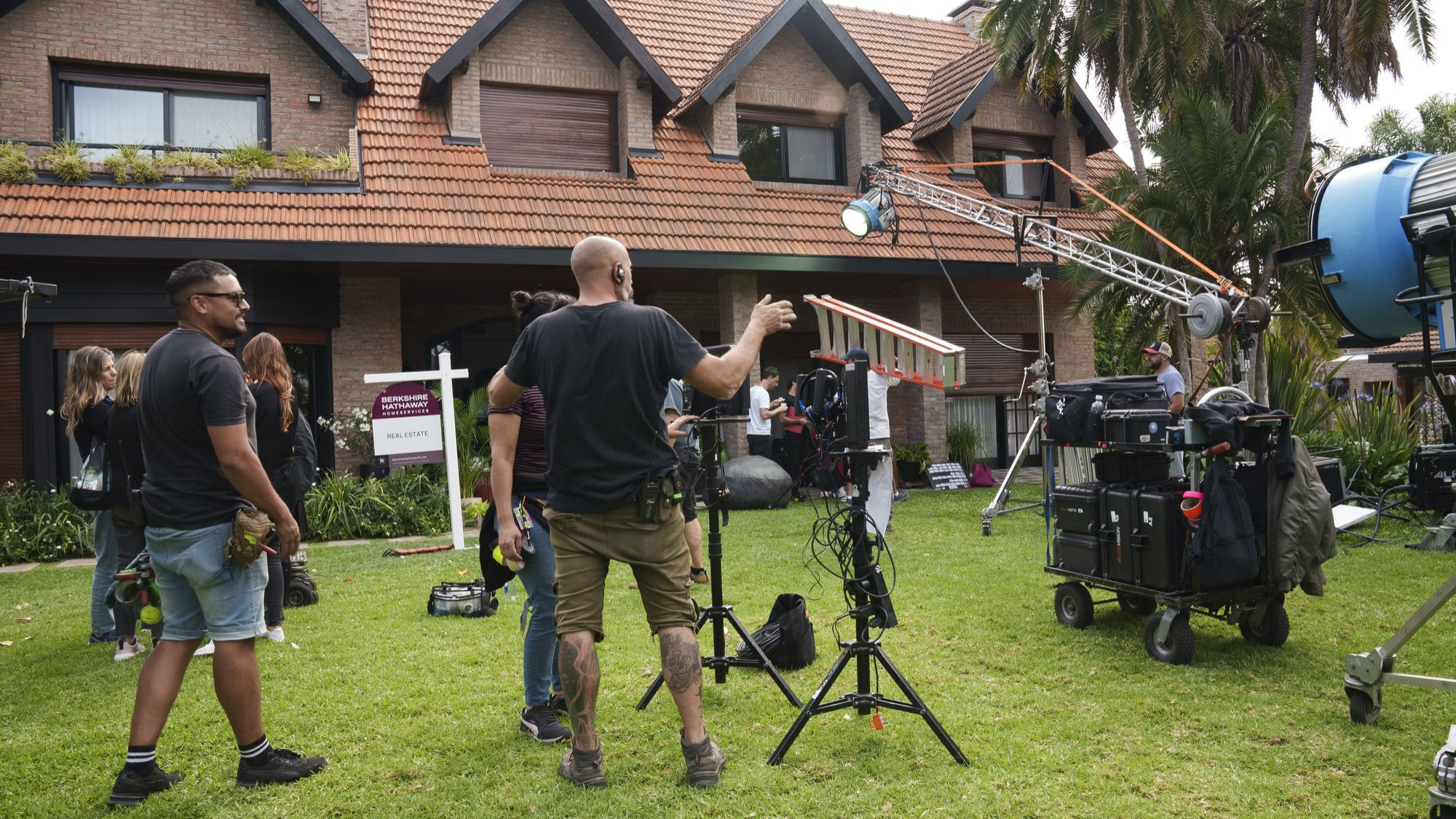 BERKSHIRE HATHAWAY BTS photo