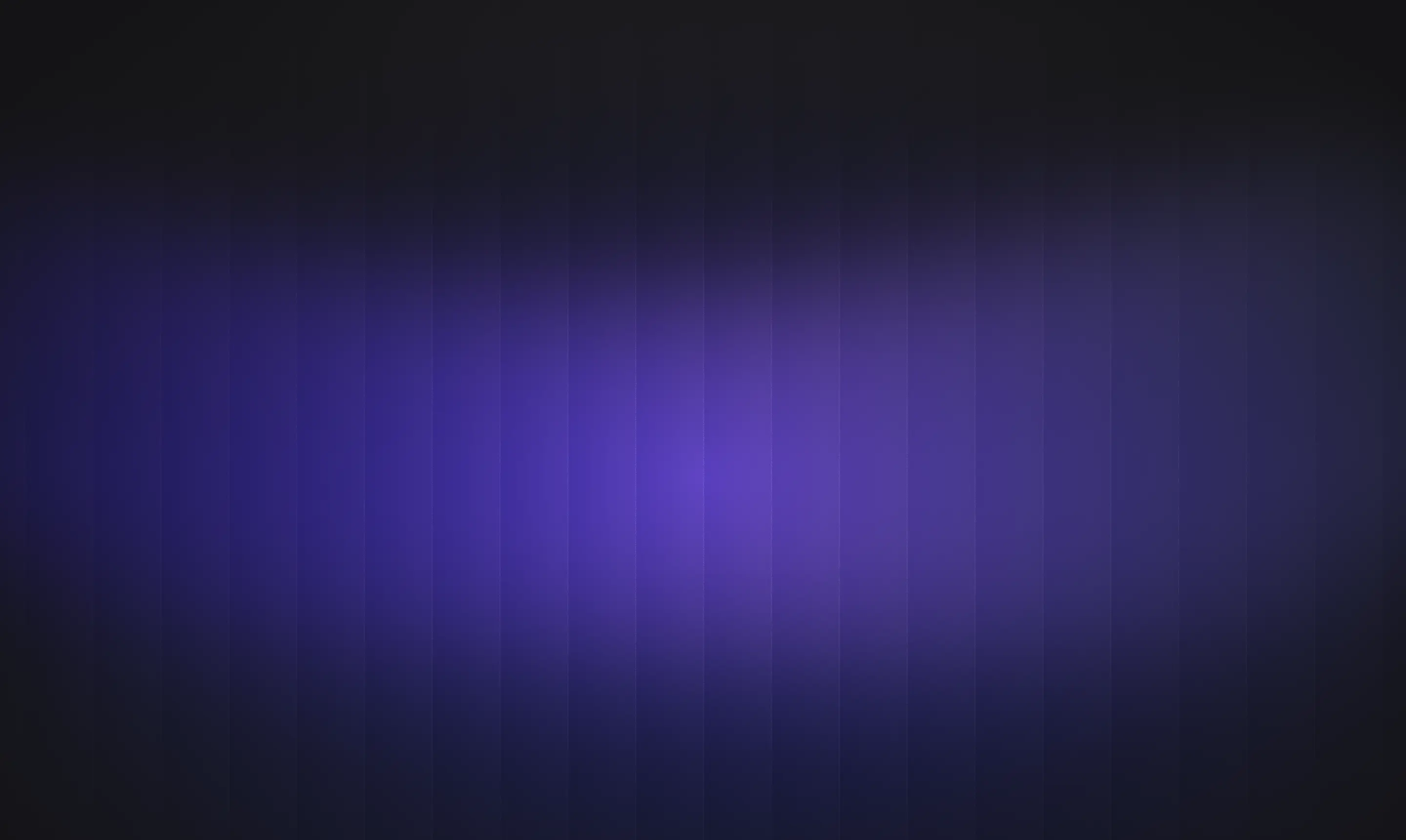 Dégradé abstrait de violet foncé au noir avec des rayures verticales subtiles.