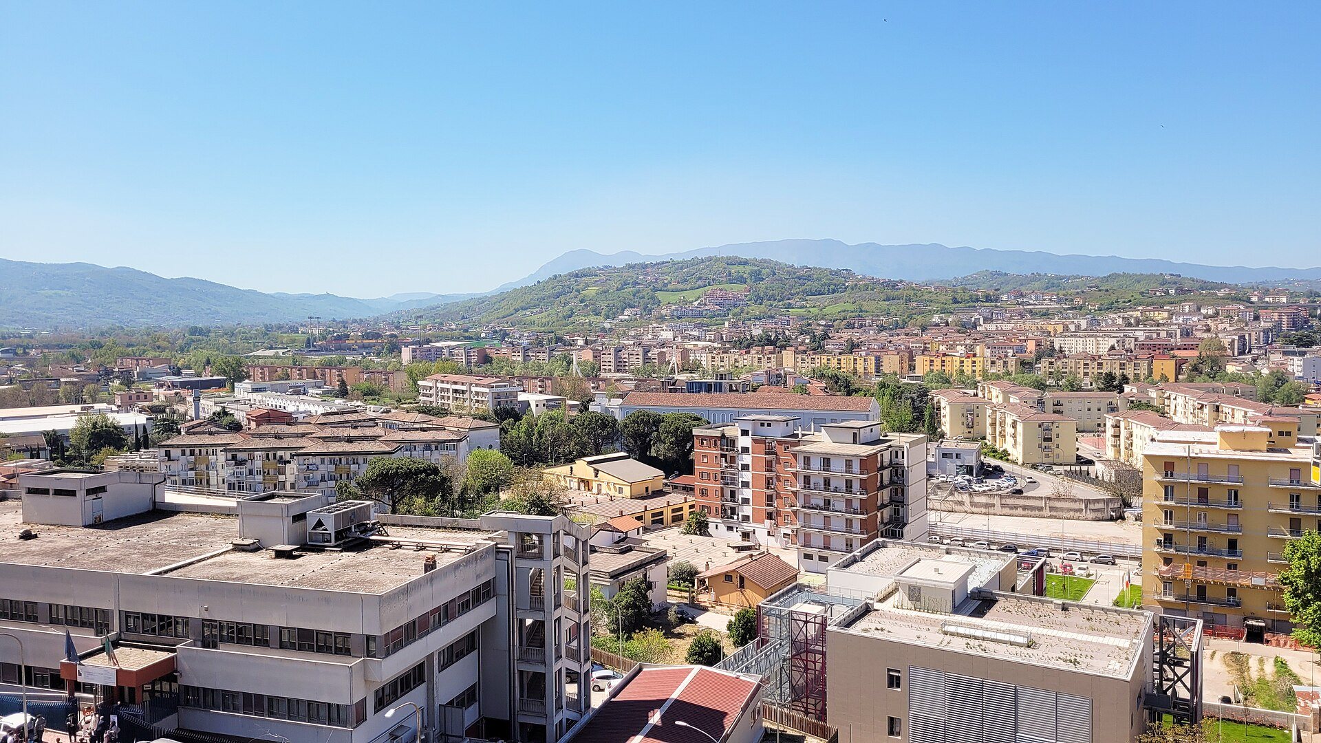 A view over Benevento towards the hills