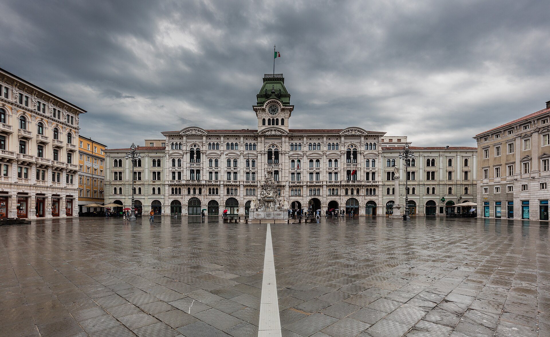 Piazza Unità d'Italia and the town hall in Trieste