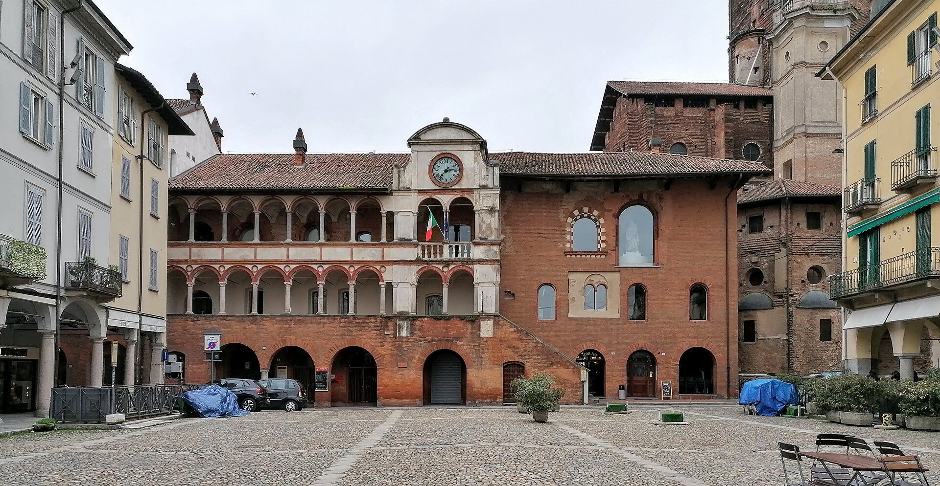 Palazzo del Broletto in Pavia