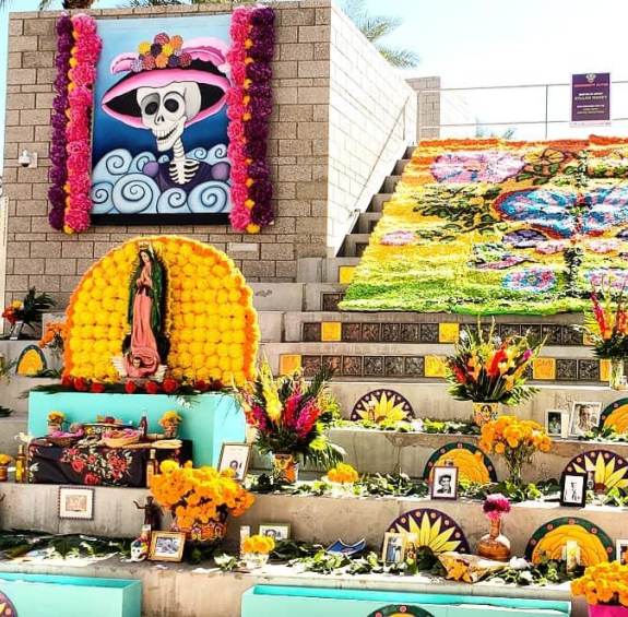 La ofrenda at Mesa Arts Center's Dia de los Muertos Festival. (Credit: Isiah Sanchez