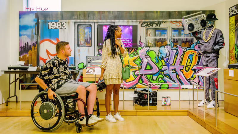 Cole Charisma Musical Instrument Museum