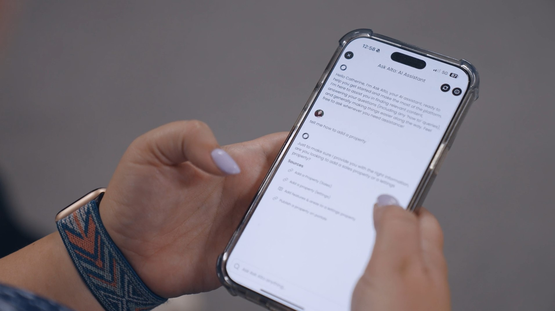 Employee using Thrive LMS on mobile