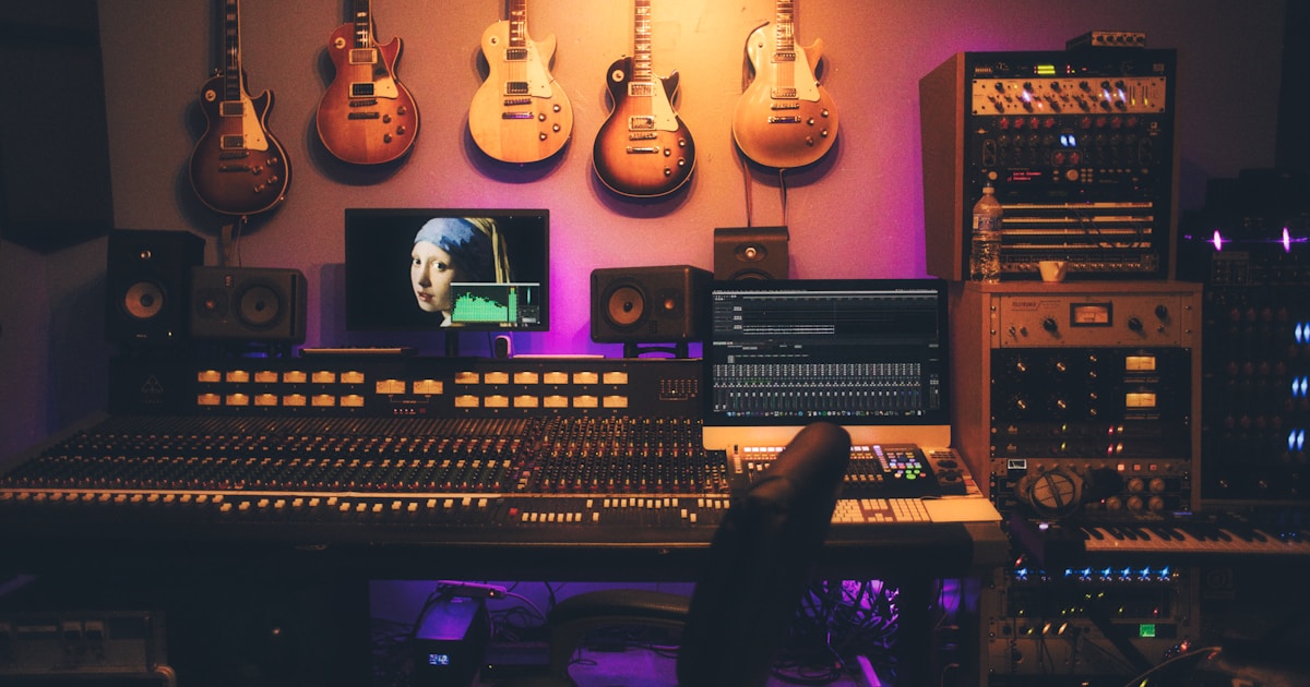 Plexicam: Your Portable and Professional Broadcast Studio - StartupStage Blog
