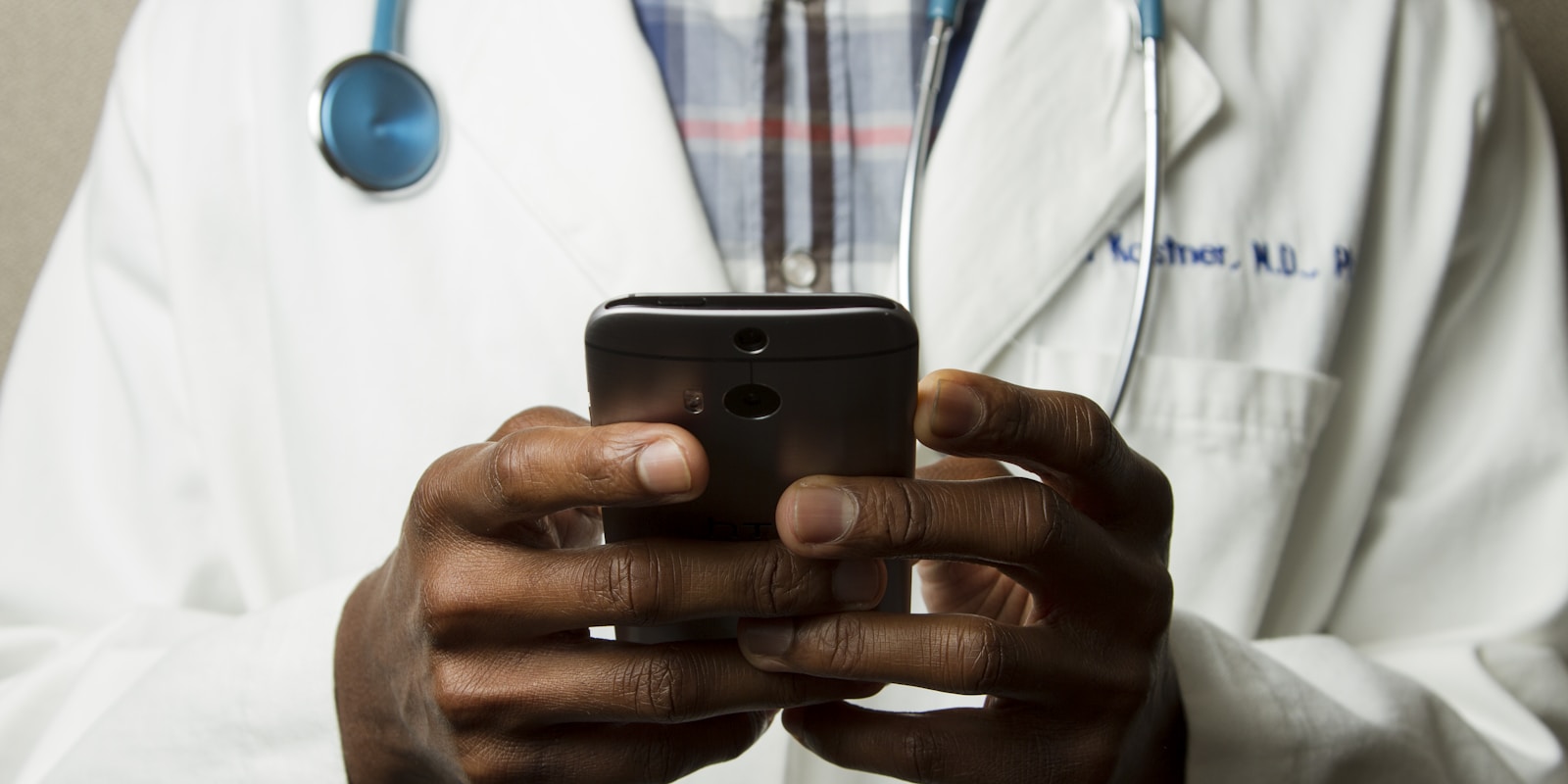 Digital health technology and telehealth platforms for virtual consultations - StartupStage Blog