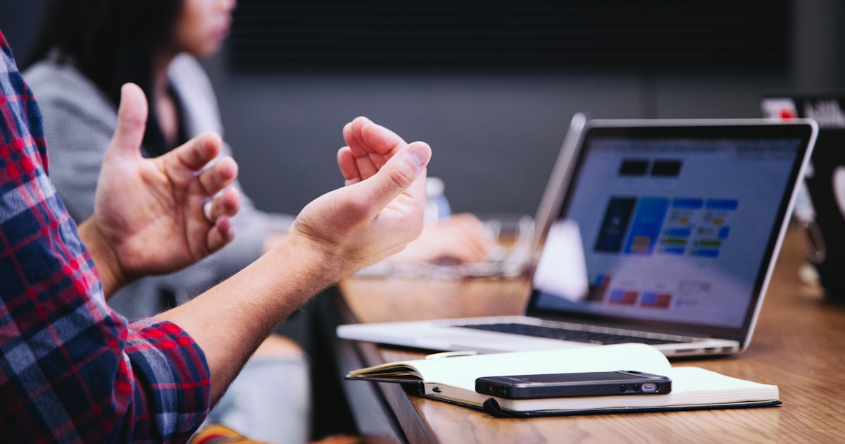$0–$5K MRR: Your First 3 Customers - StartupStage Blog