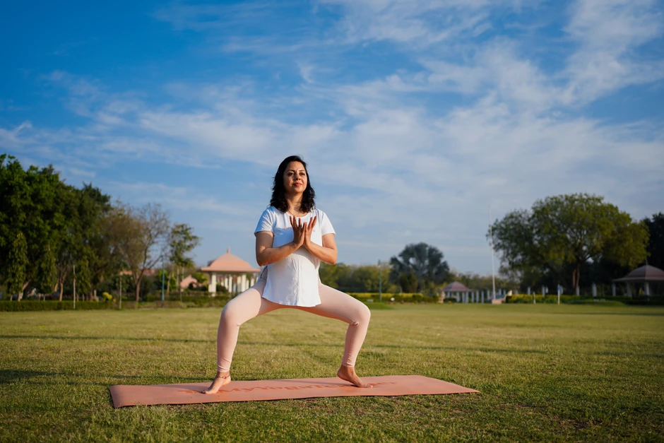 Goddess Pose Tight Calves