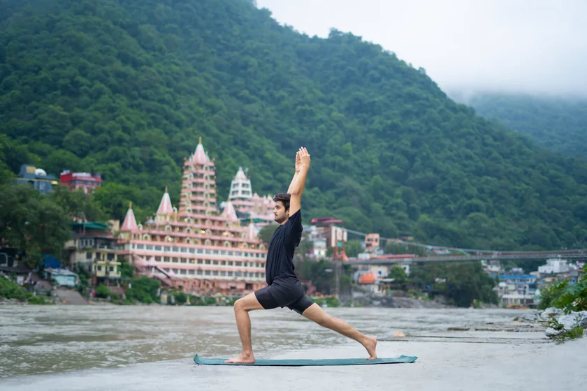 Virabhadrasana