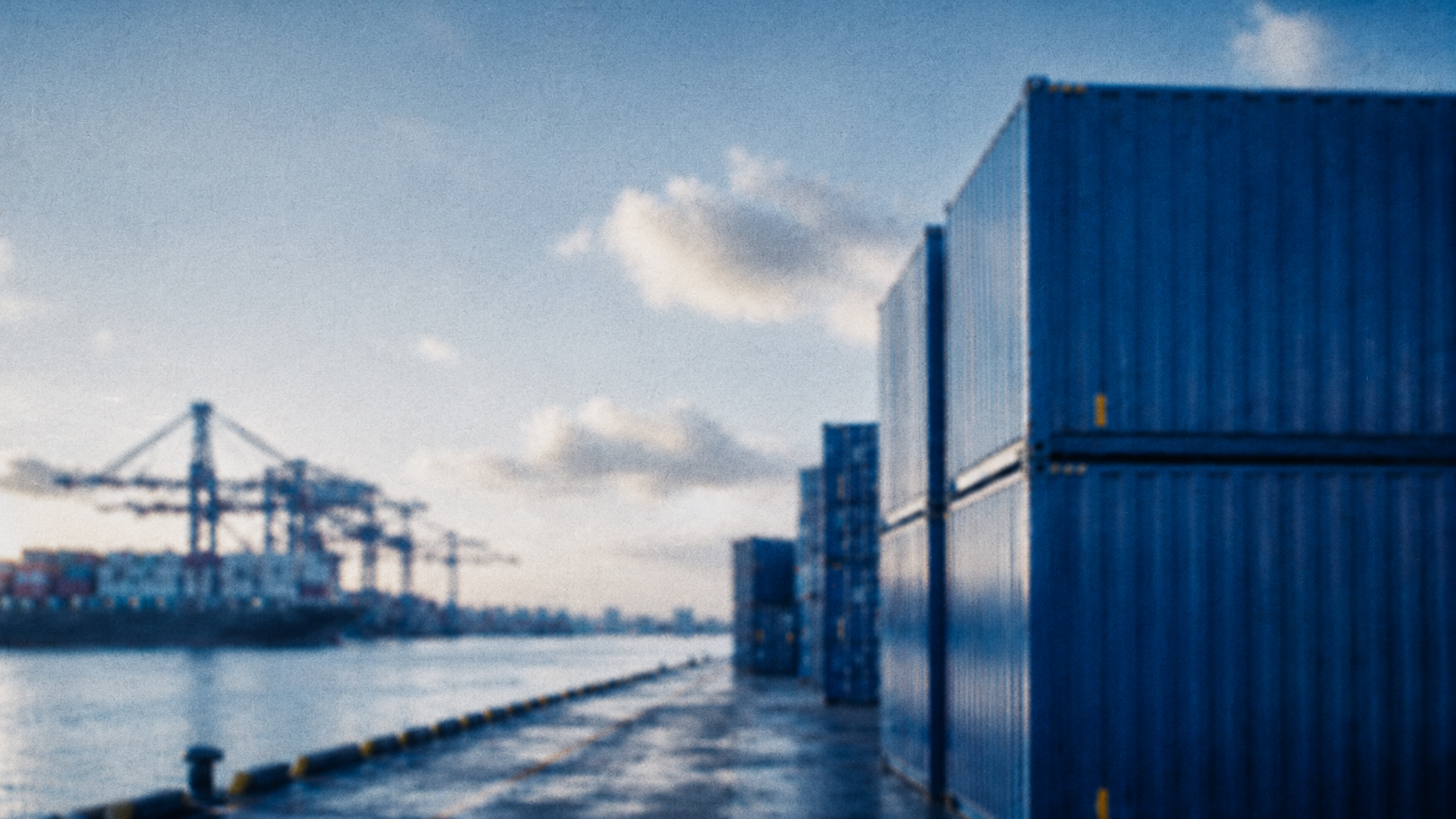 NVOCC vs Freight Forwarder: Key Differences, Liability, and When to Use Each