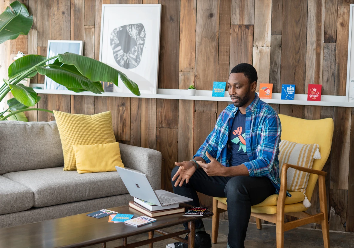 aiworksforus charter cx ai agents has extremely human like conversations with your customers, patients, donors, vendors, etc, aiworksforus client's customer talking with charter our cx ai agent via client's web browser