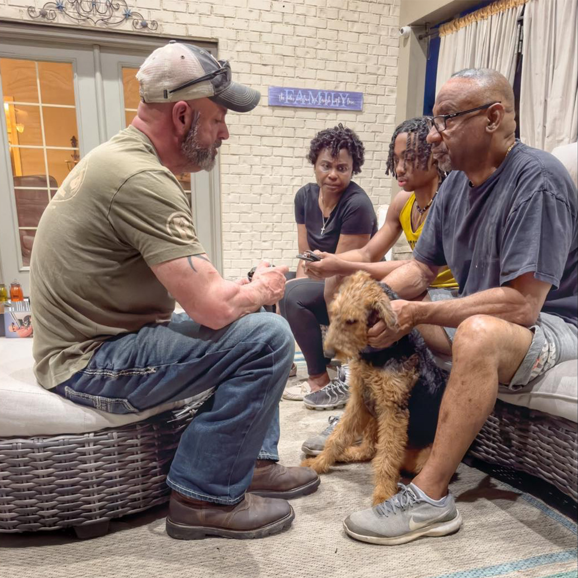 Owner Training Dog Icon