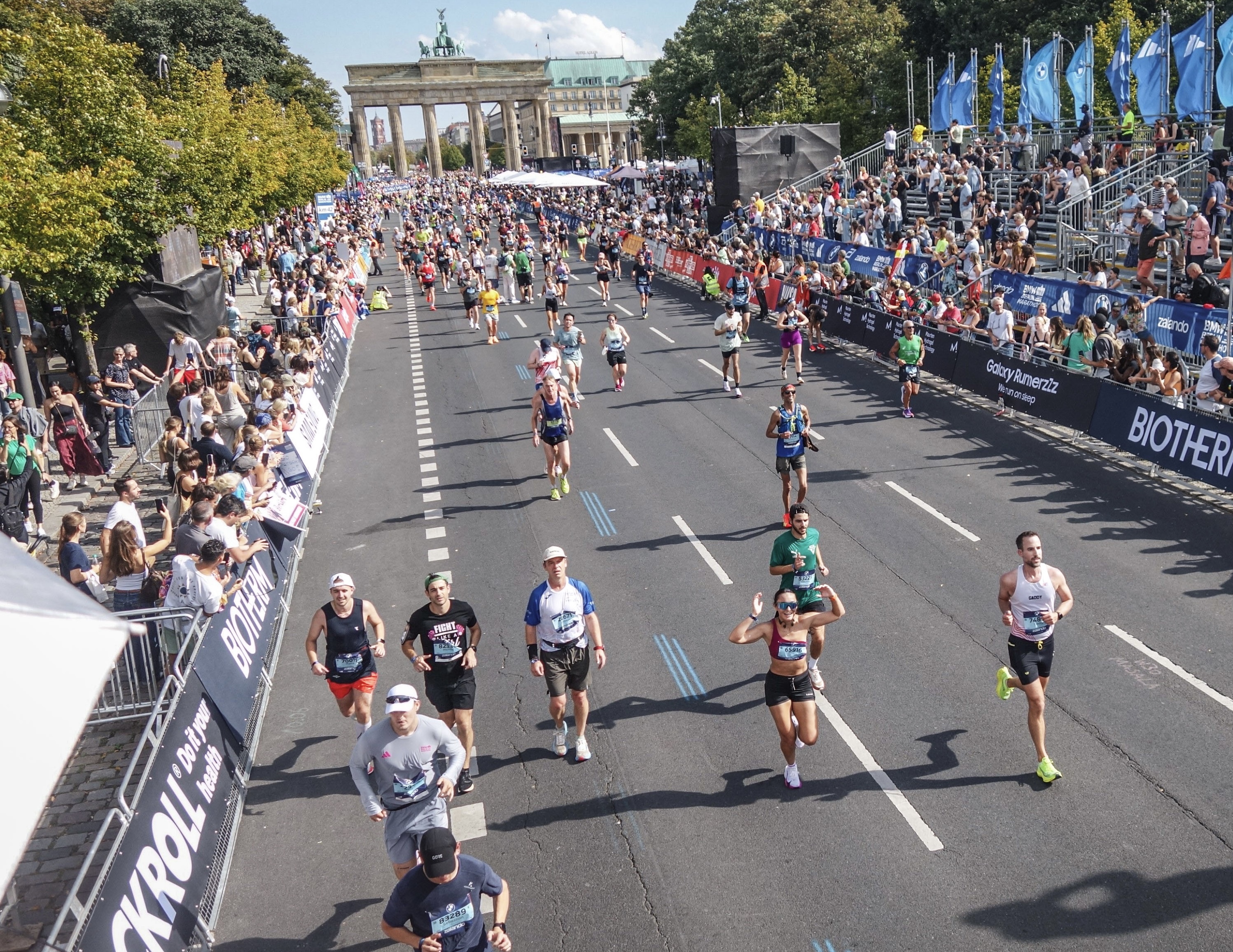 Dr. Gaddy Noy running in the Berlin Marathon 2025 — NYC psychiatrist and endurance athlete