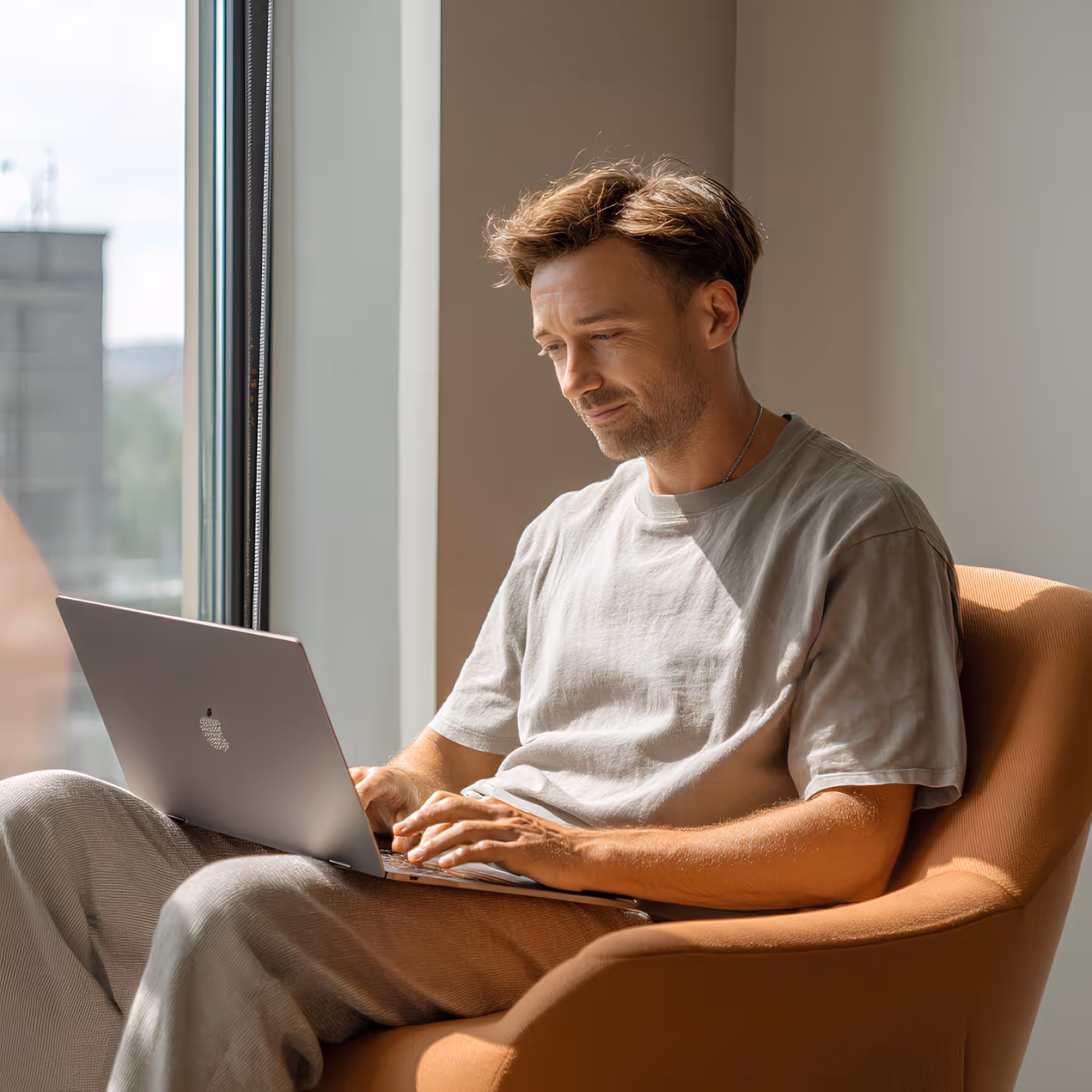 man with laptop using infracard