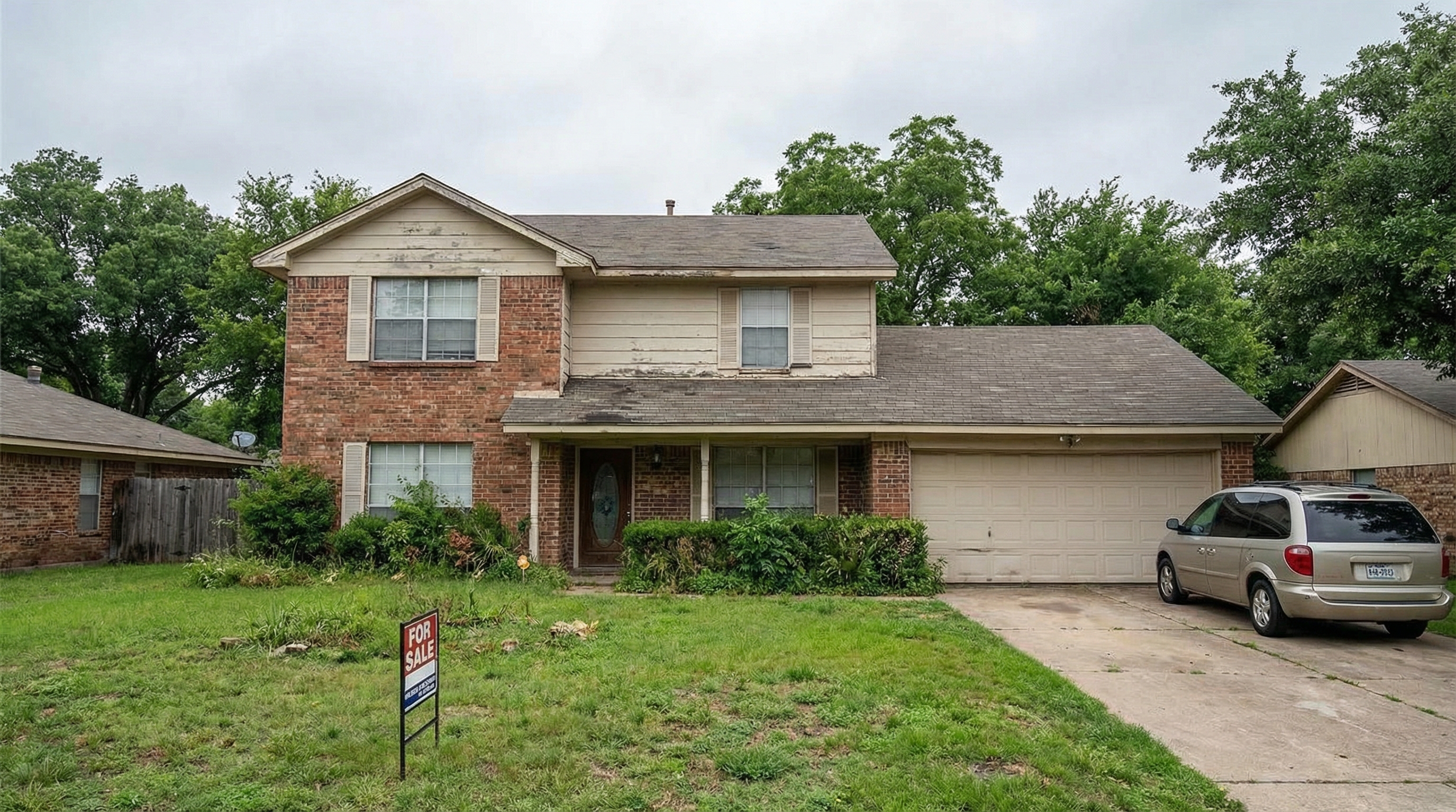 Dated exterior of a Texas house being sold as is without repairs
