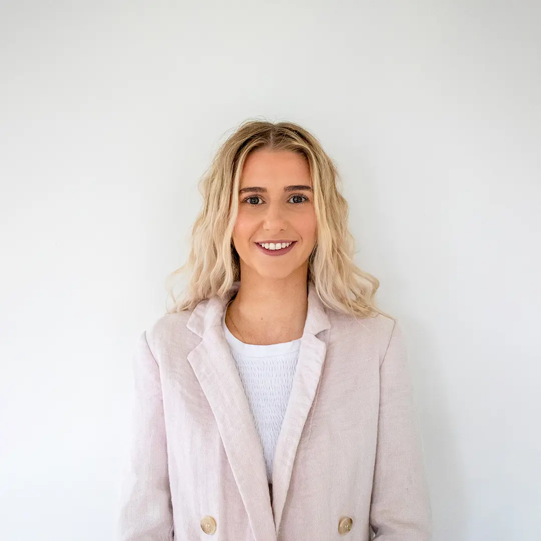 [digital project] image of a graphic design on a screen (for a web design agency)