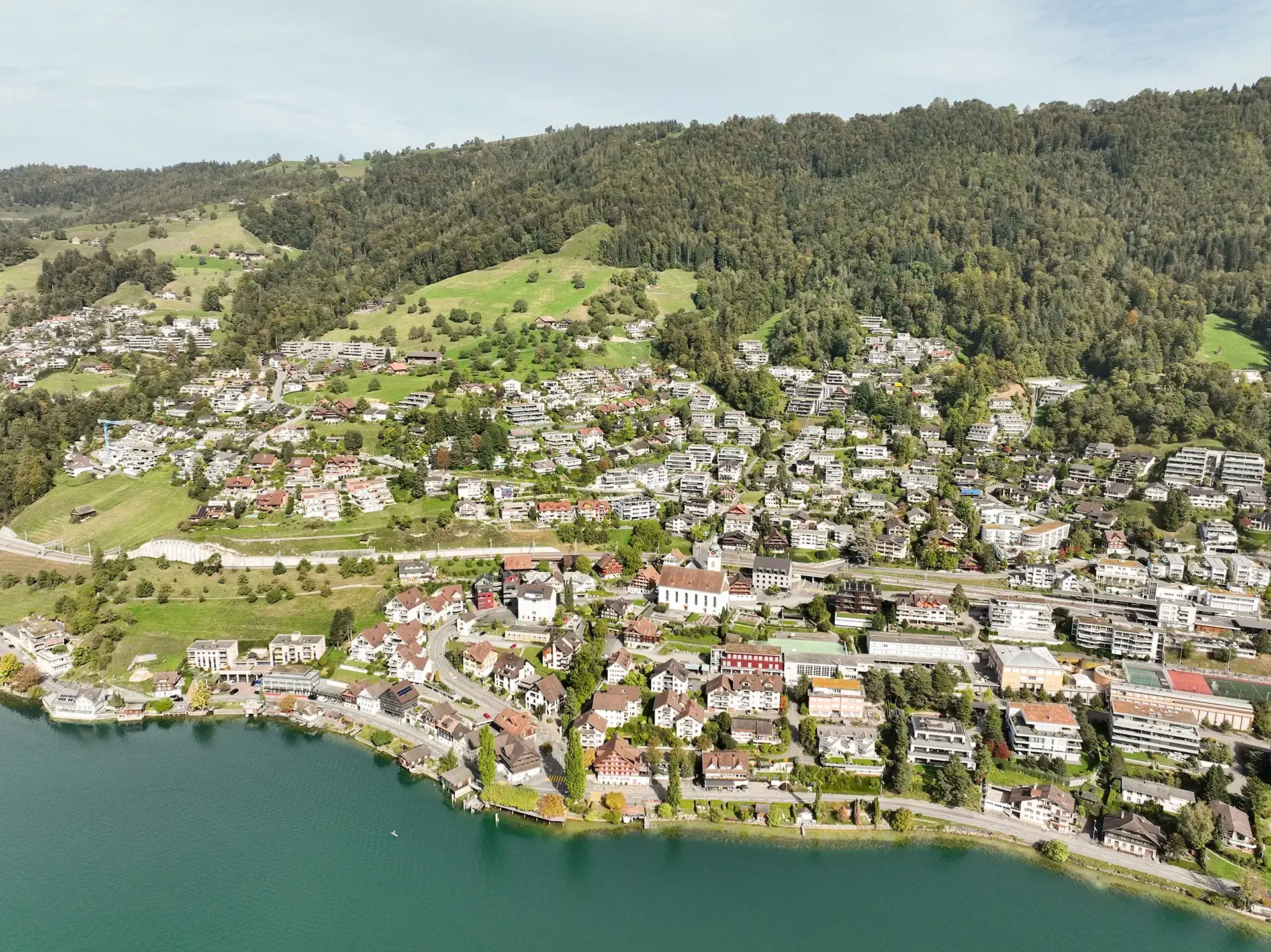 Walchwil mit See- und Bergblick.