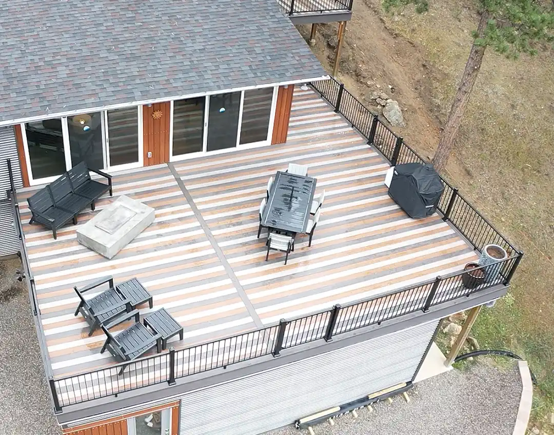 beautiful second story deck by Ironwood Deck