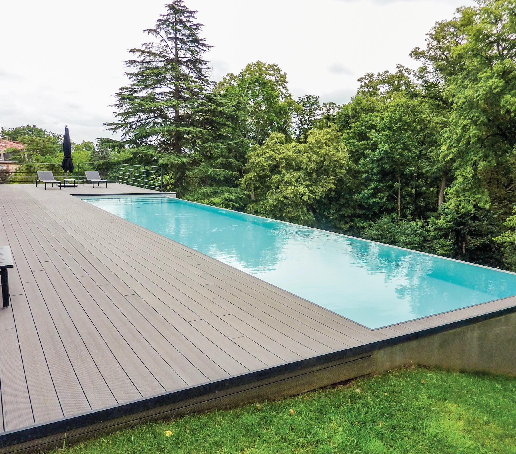 De quoi dépend le coût d’une piscine Unibéo ? Les éléments à connaître avant de se lancer