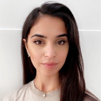 [team] image of team member (for an amusement park)