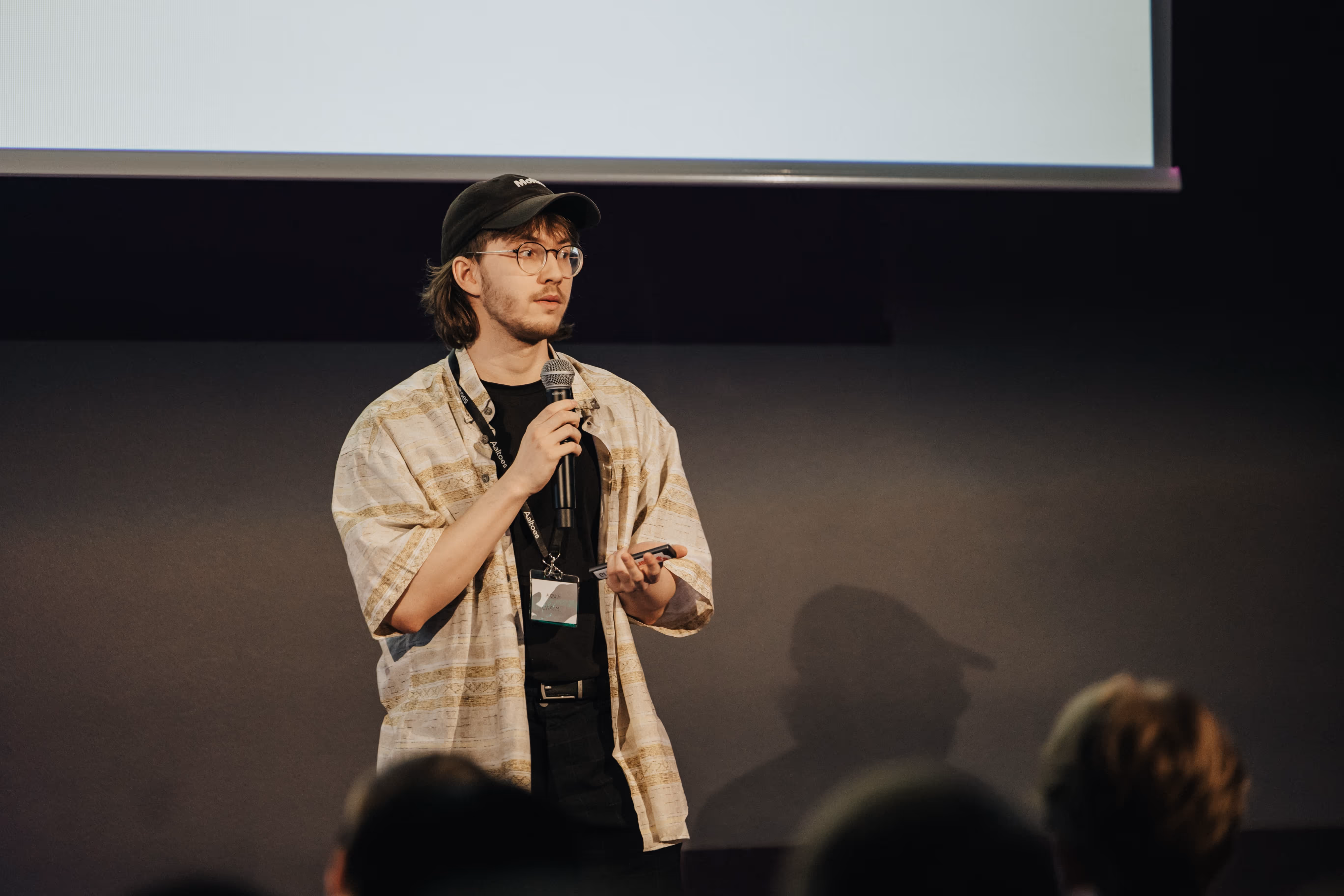 Picture of Radovan Pitching the Mirad idea at Explore Aaltoes event