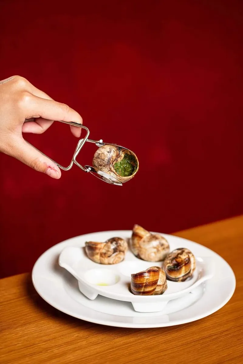 escargots à la française servis au Café Ruc