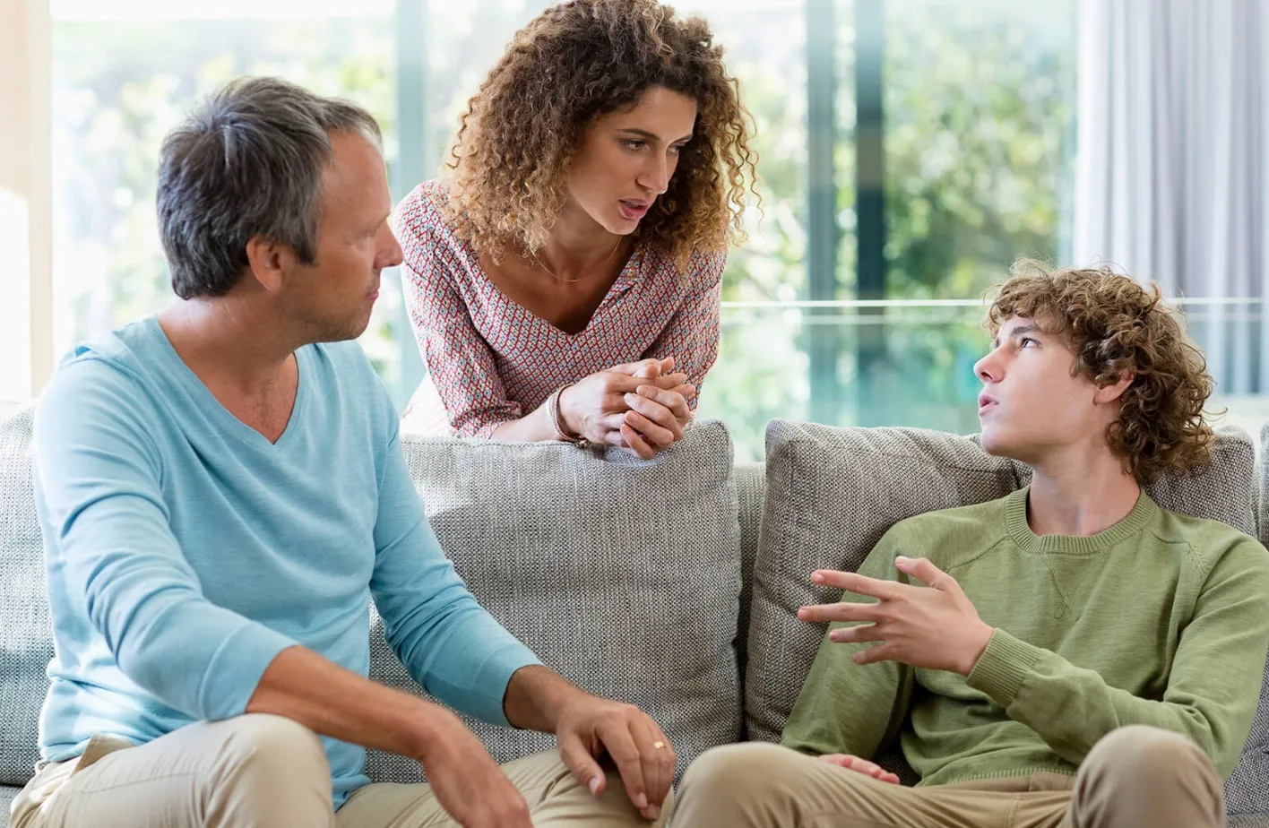Cómo Poner Límites a los Hijos Adolescentes: Guía Para Padres