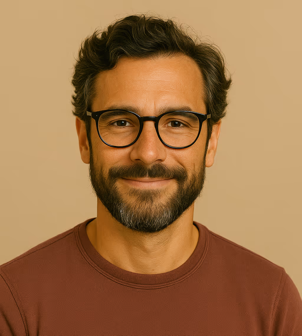 Portrait of student Sylvia sharing her testimonial about Nancy Medina's classes.