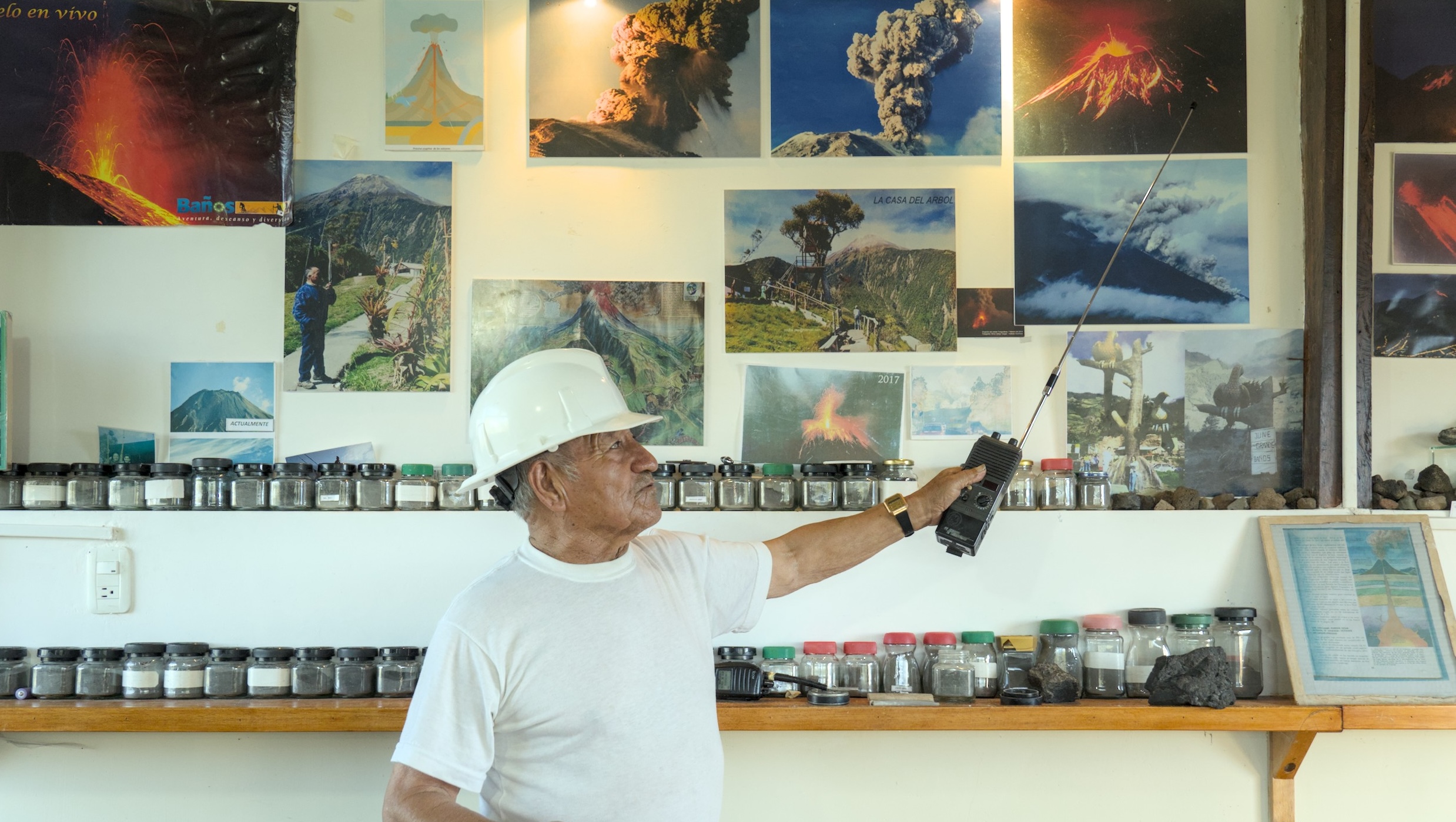 Carlos Sánchez. La Casa del Árbol. Baños, Ecuador