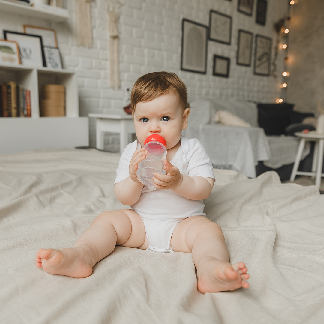 juguetes mordedores y líquidos fríos