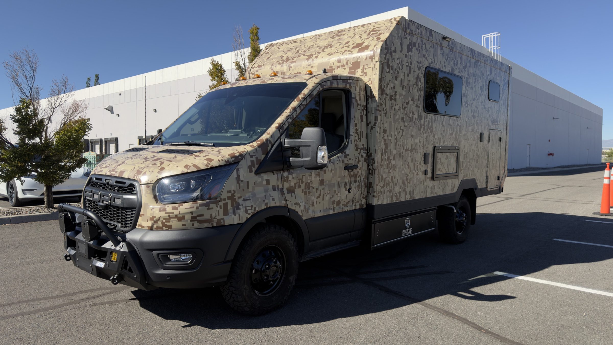 2025 AEONrv, front passenger side