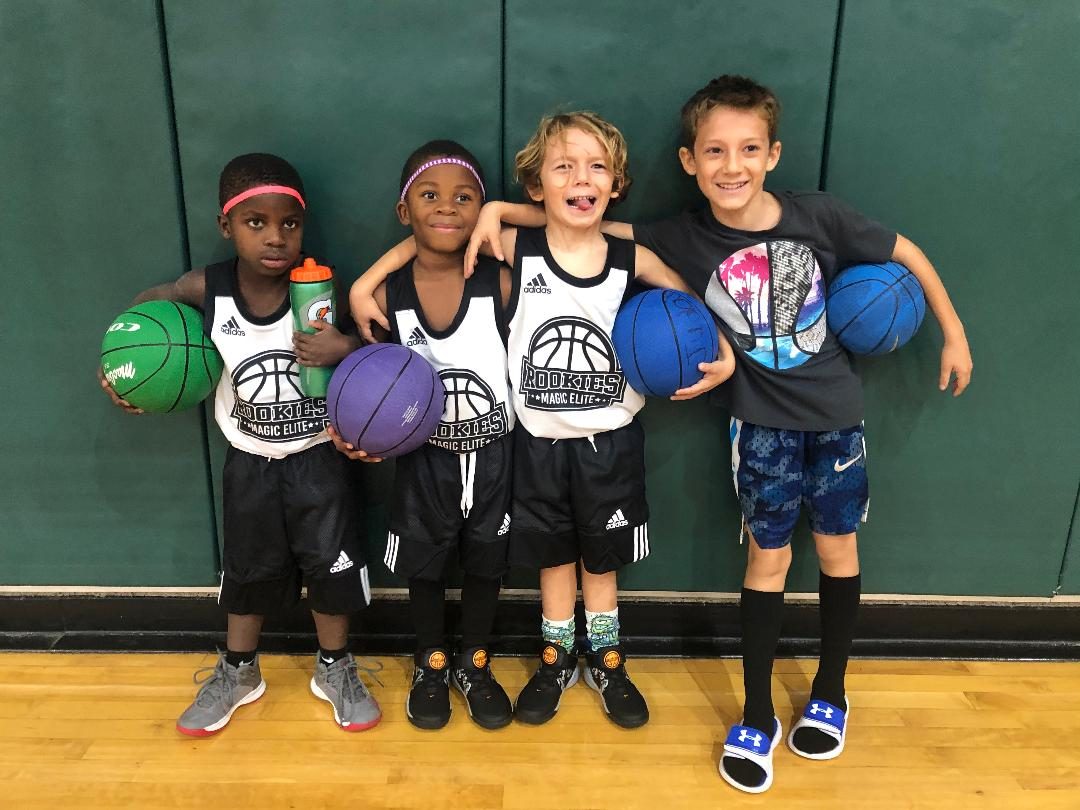 Family photo of the people who left the review.