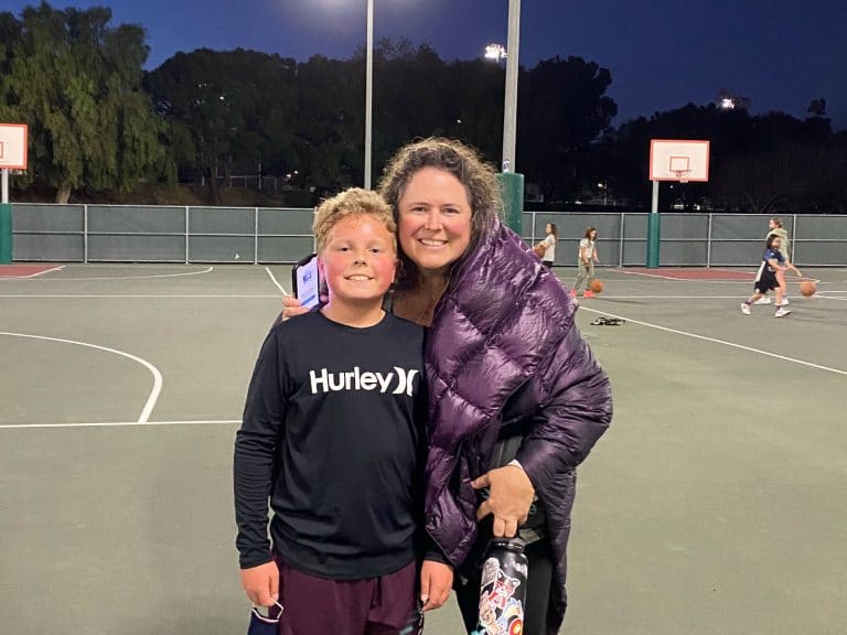 Family photo of the people who left the review.