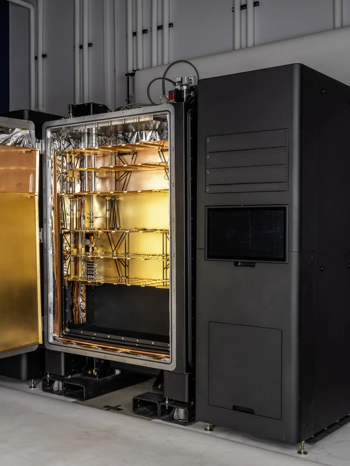 Maybell Big Fridge dil fridge open to show large experiment space