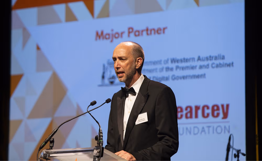 Rob Nathan giving a speech at the 2019 Incite Awards