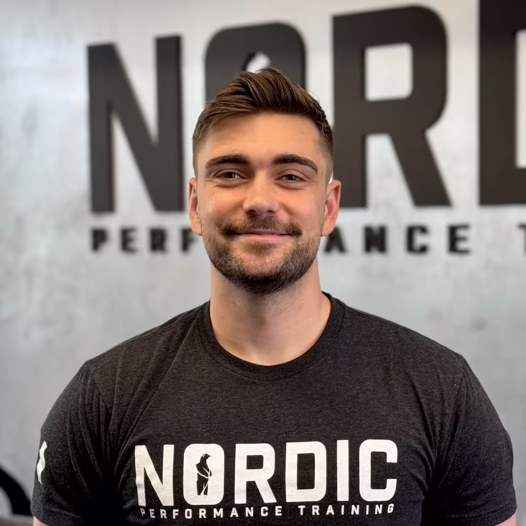Personal trainer and physiotherapist Lucas Iversen at Nordic Performance Training in Copenhagen — co-founder and expert in structured strength training, consistency, and sustainable results.