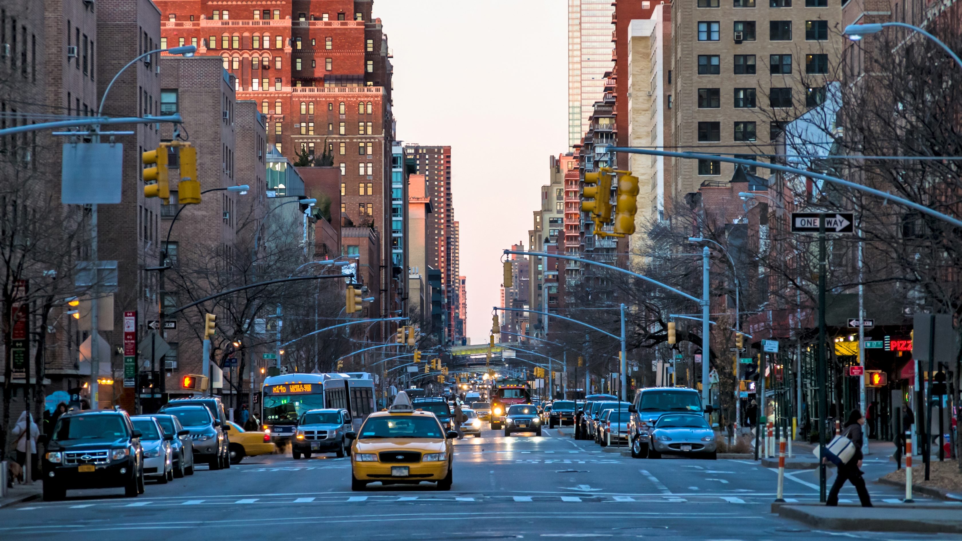 The Benefits of the EB-5 Visa for Foreign Students & Graduates