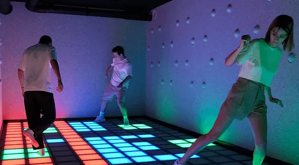 Attrakcia „Podlaha je láva“