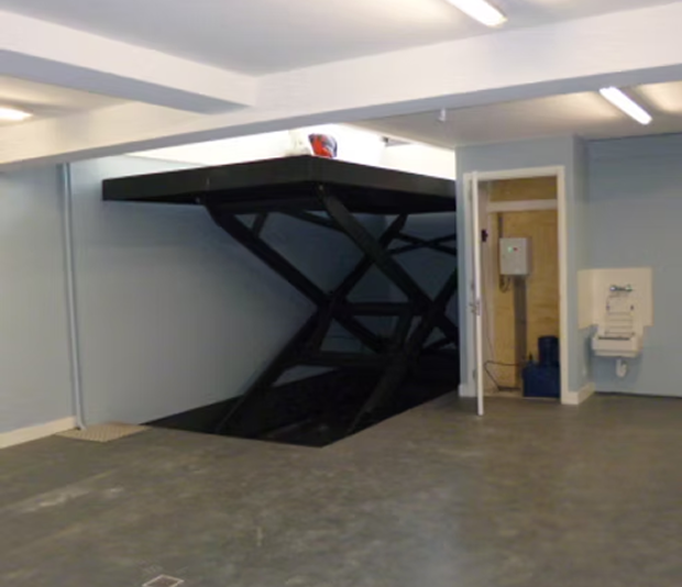 Scissor Lift