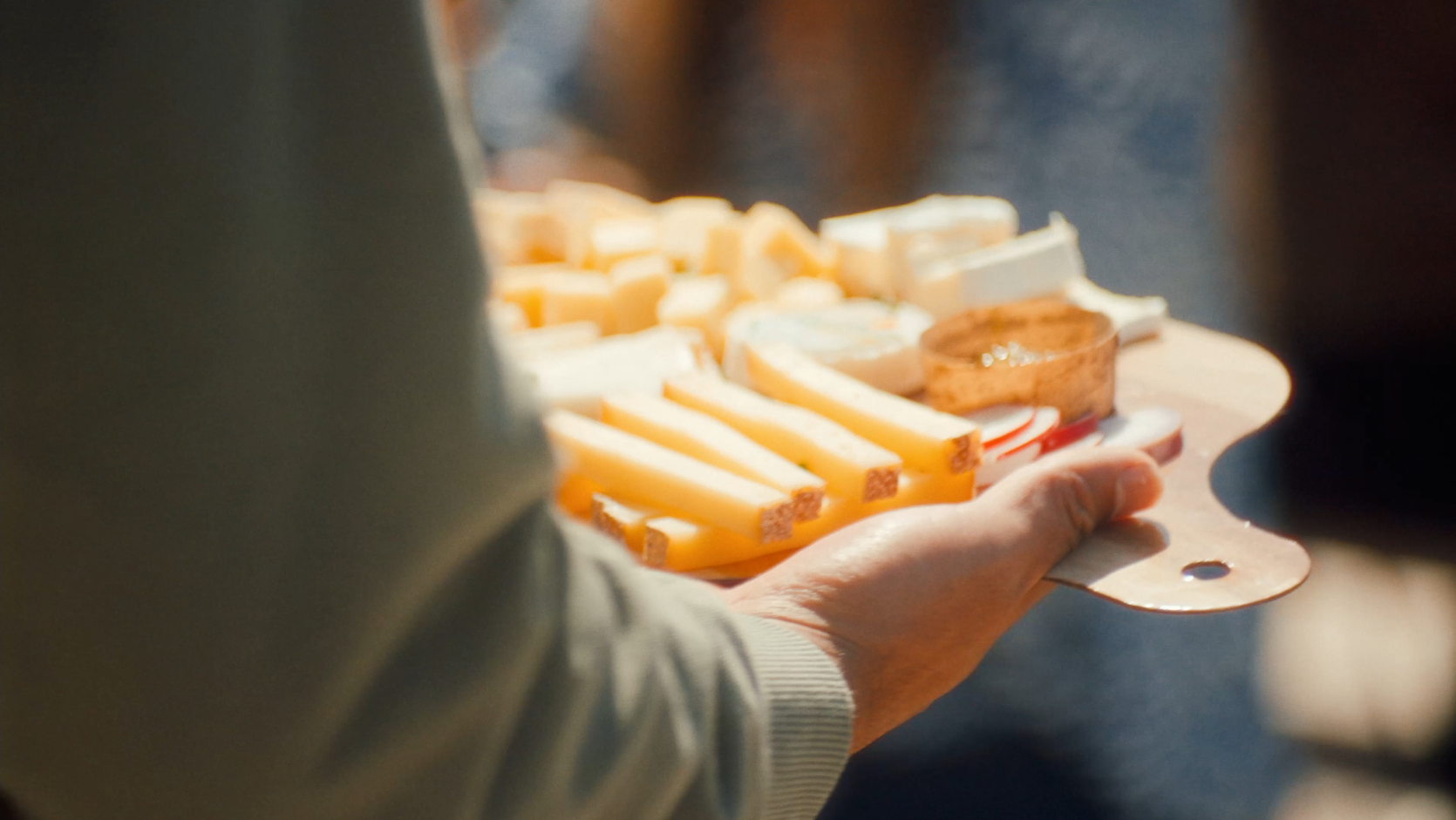 Yvonne & Pierrette - La Vida Locale I