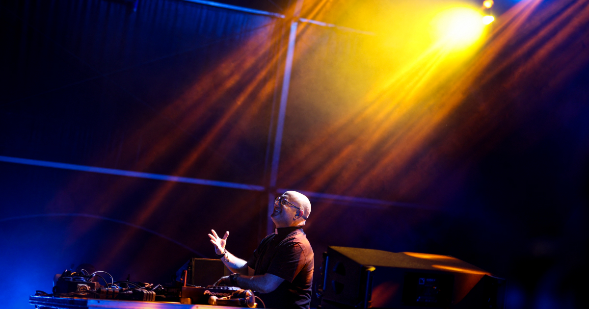 Can electronic dance music bring people closer to God?