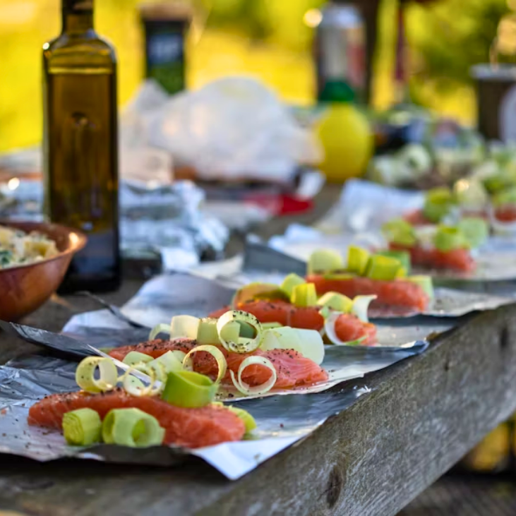 Traiteur à Lannion pour vos événements familiaux : repas livrés, buffets et cocktails sans stress