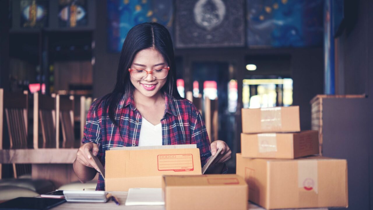 Locate Amazon sellers by map